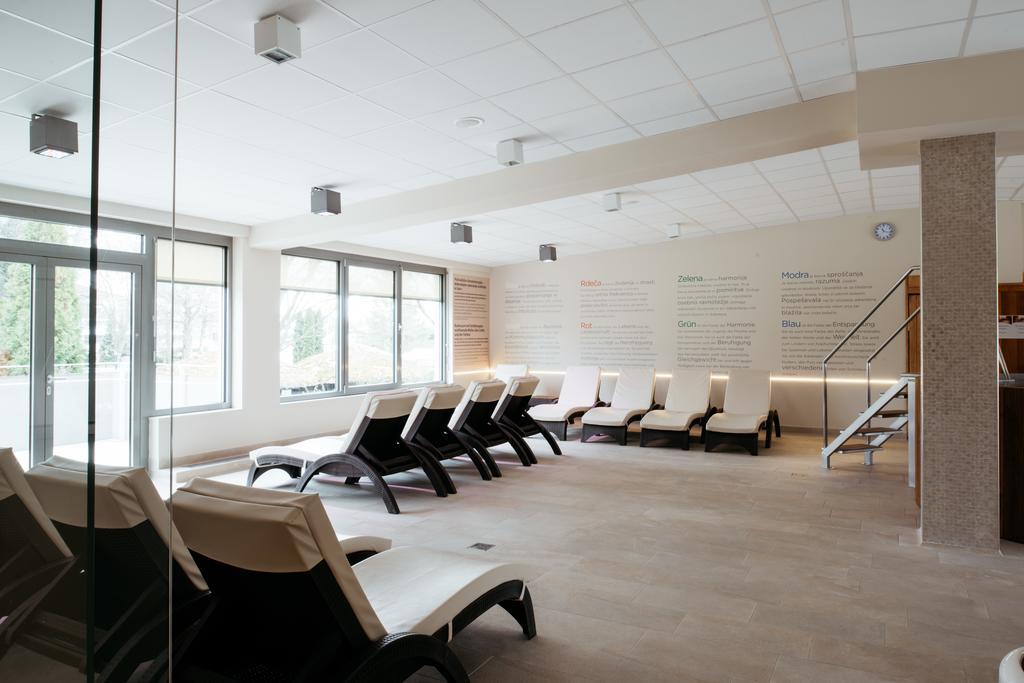 Hotel Termal - Terme 3000 - Sava Hotels & Resorts モラフスケ・トプリツェ エクステリア 写真