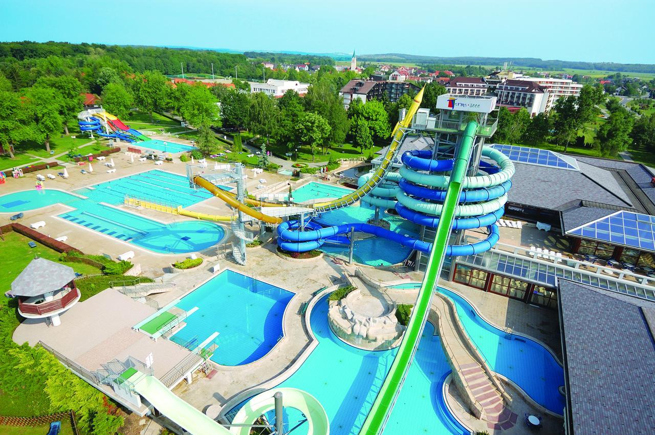 Hotel Termal - Terme 3000 - Sava Hotels & Resorts モラフスケ・トプリツェ エクステリア 写真